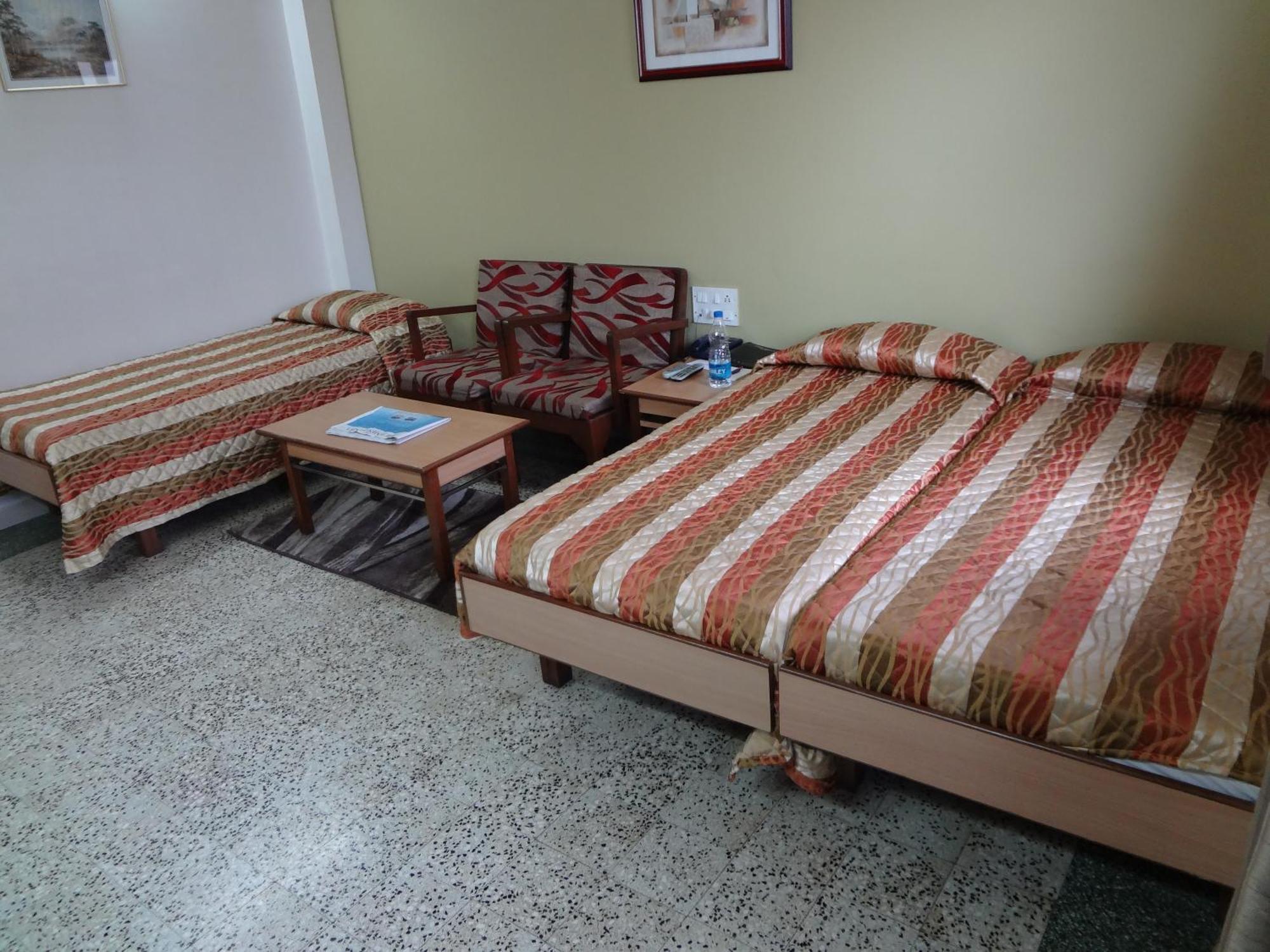 Chateau Windsor Hotel - Marine Drive — Foto’s 3